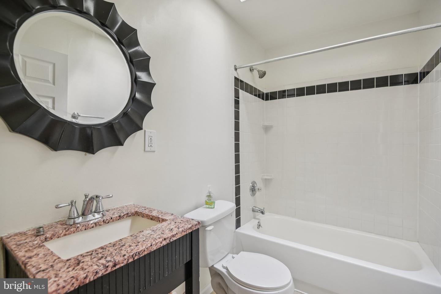 321 ELM ST NW, WASHINGTON, District Of Columbia 20001, 3 Bedrooms Bedrooms, ,2 BathroomsBathrooms,Residential,For sale,321 ELM ST NW,DCDC2204274 MLS # DCDC2204274