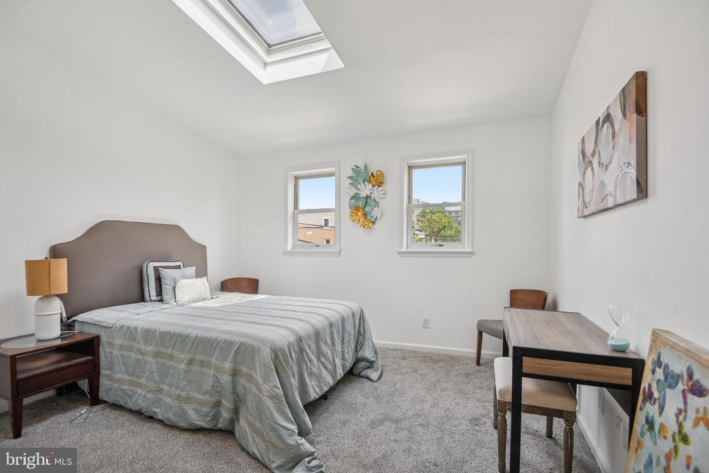 321 ELM ST NW, WASHINGTON, District Of Columbia 20001, 3 Bedrooms Bedrooms, ,2 BathroomsBathrooms,Residential,For sale,321 ELM ST NW,DCDC2204274 MLS # DCDC2204274