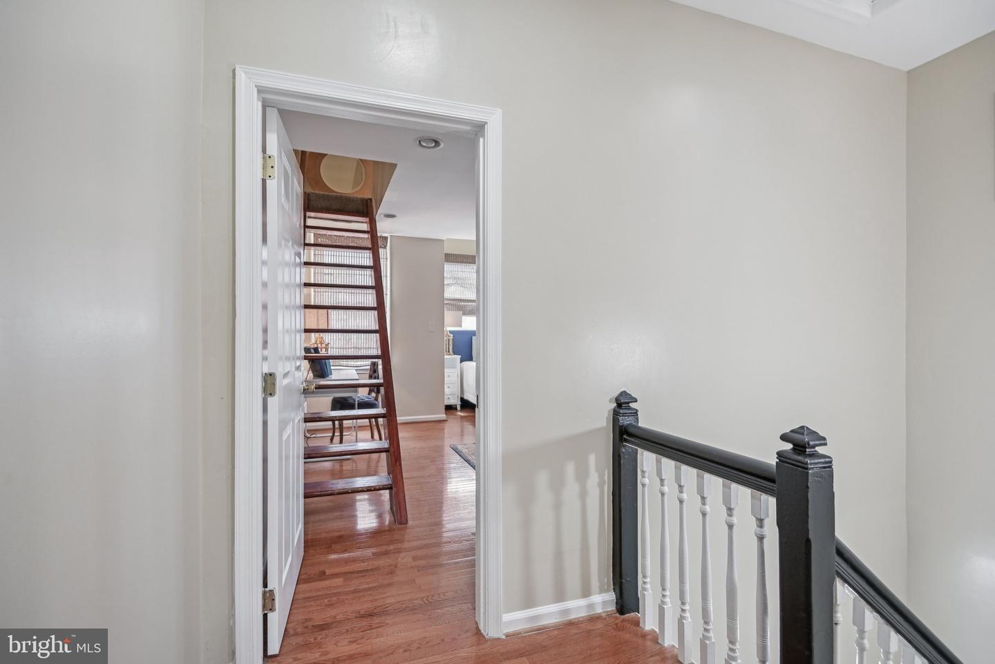 321 ELM ST NW, WASHINGTON, District Of Columbia 20001, 3 Bedrooms Bedrooms, ,2 BathroomsBathrooms,Residential,For sale,321 ELM ST NW,DCDC2204274 MLS # DCDC2204274