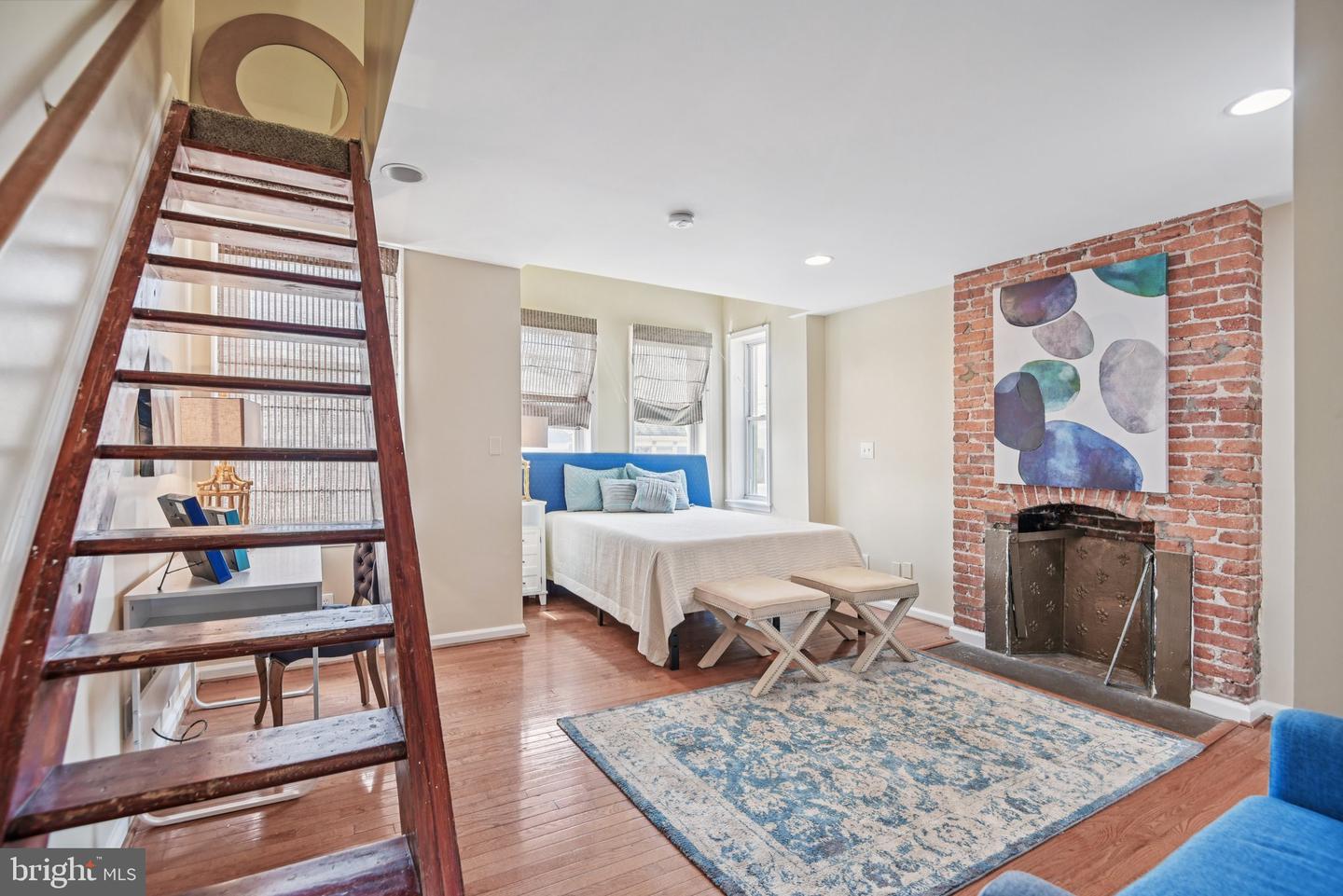 321 ELM ST NW, WASHINGTON, District Of Columbia 20001, 3 Bedrooms Bedrooms, ,2 BathroomsBathrooms,Residential,For sale,321 ELM ST NW,DCDC2204274 MLS # DCDC2204274