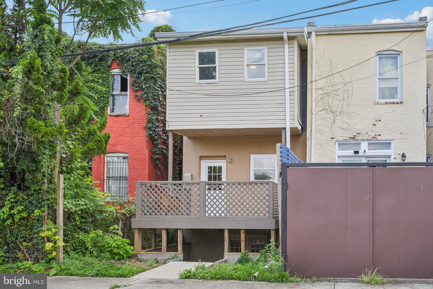 321 ELM ST NW, WASHINGTON, District Of Columbia 20001, 3 Bedrooms Bedrooms, ,2 BathroomsBathrooms,Residential,For sale,321 ELM ST NW,DCDC2204274 MLS # DCDC2204274