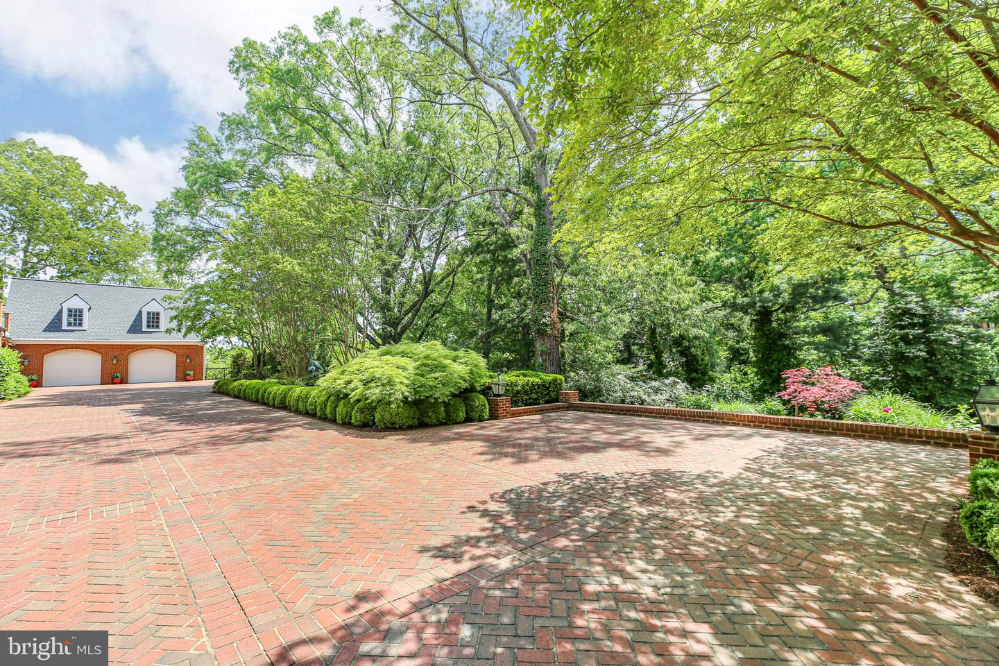 1711 HIGHLAND RD, FREDERICKSBURG, Virginia 22401, 6 Bedrooms Bedrooms, ,6 BathroomsBathrooms,Residential,For sale,1711 HIGHLAND RD,VAFB2008402 MLS # VAFB2008402