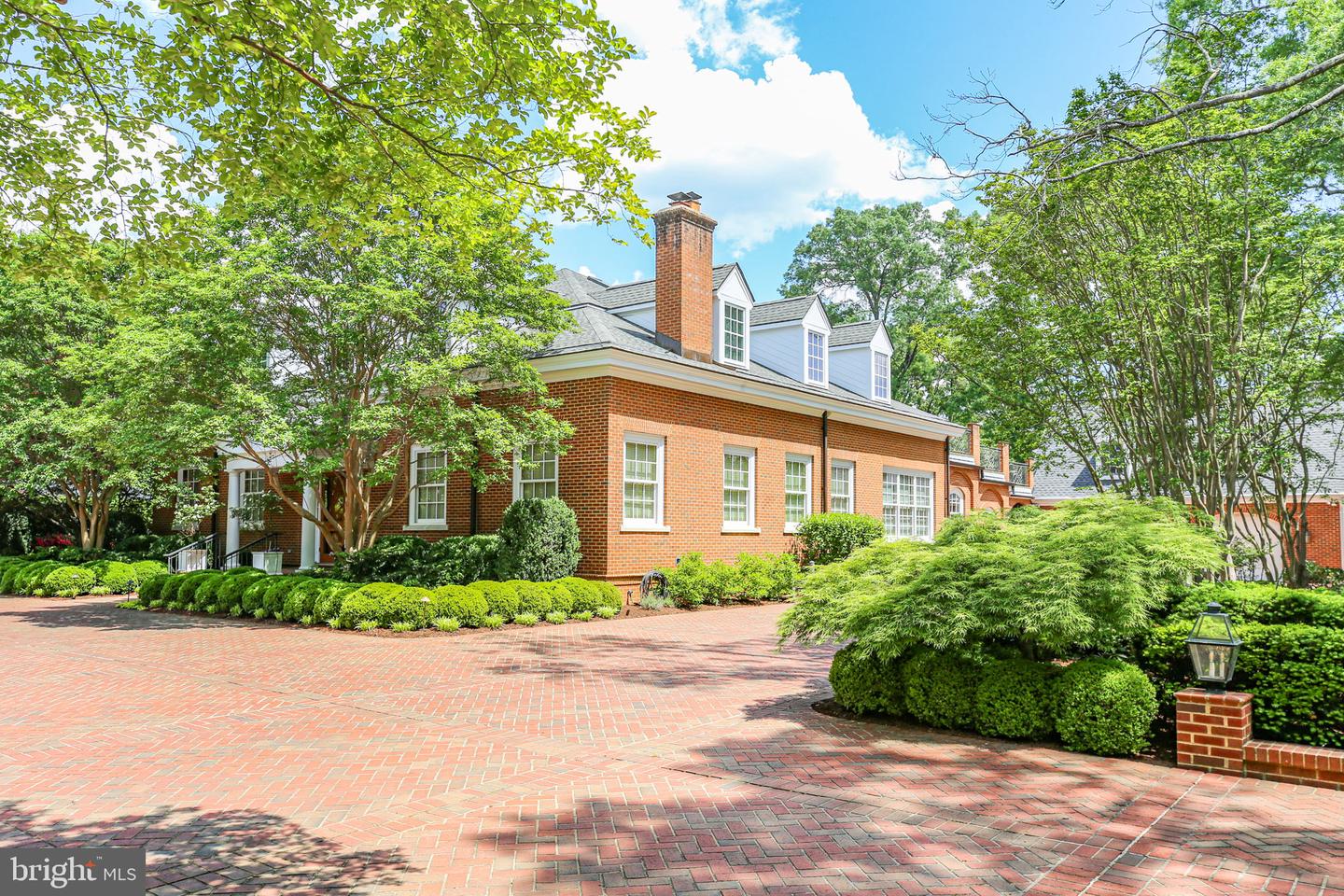 1711 HIGHLAND RD, FREDERICKSBURG, Virginia 22401, 6 Bedrooms Bedrooms, ,6 BathroomsBathrooms,Residential,For sale,1711 HIGHLAND RD,VAFB2008402 MLS # VAFB2008402
