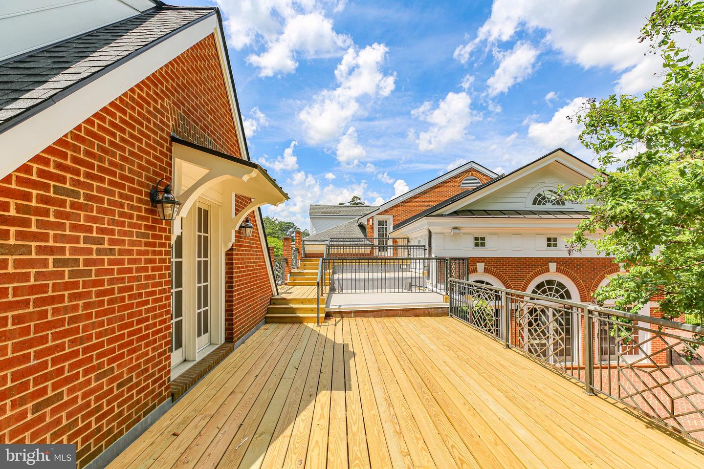1711 HIGHLAND RD, FREDERICKSBURG, Virginia 22401, 6 Bedrooms Bedrooms, ,6 BathroomsBathrooms,Residential,For sale,1711 HIGHLAND RD,VAFB2008402 MLS # VAFB2008402
