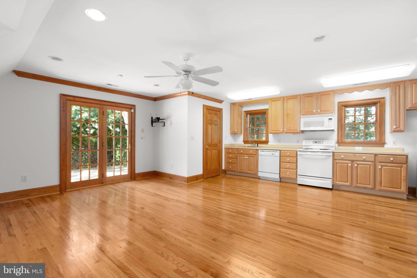 1711 HIGHLAND RD, FREDERICKSBURG, Virginia 22401, 6 Bedrooms Bedrooms, ,6 BathroomsBathrooms,Residential,For sale,1711 HIGHLAND RD,VAFB2008402 MLS # VAFB2008402