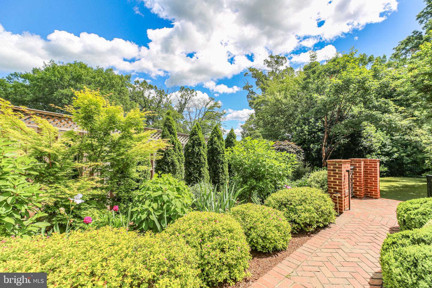 1711 HIGHLAND RD, FREDERICKSBURG, Virginia 22401, 6 Bedrooms Bedrooms, ,6 BathroomsBathrooms,Residential,For sale,1711 HIGHLAND RD,VAFB2008402 MLS # VAFB2008402