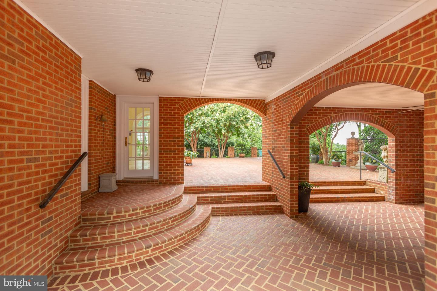 1711 HIGHLAND RD, FREDERICKSBURG, Virginia 22401, 6 Bedrooms Bedrooms, ,6 BathroomsBathrooms,Residential,For sale,1711 HIGHLAND RD,VAFB2008402 MLS # VAFB2008402