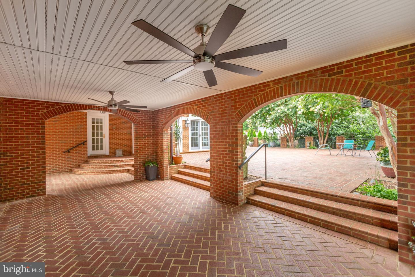 1711 HIGHLAND RD, FREDERICKSBURG, Virginia 22401, 6 Bedrooms Bedrooms, ,6 BathroomsBathrooms,Residential,For sale,1711 HIGHLAND RD,VAFB2008402 MLS # VAFB2008402