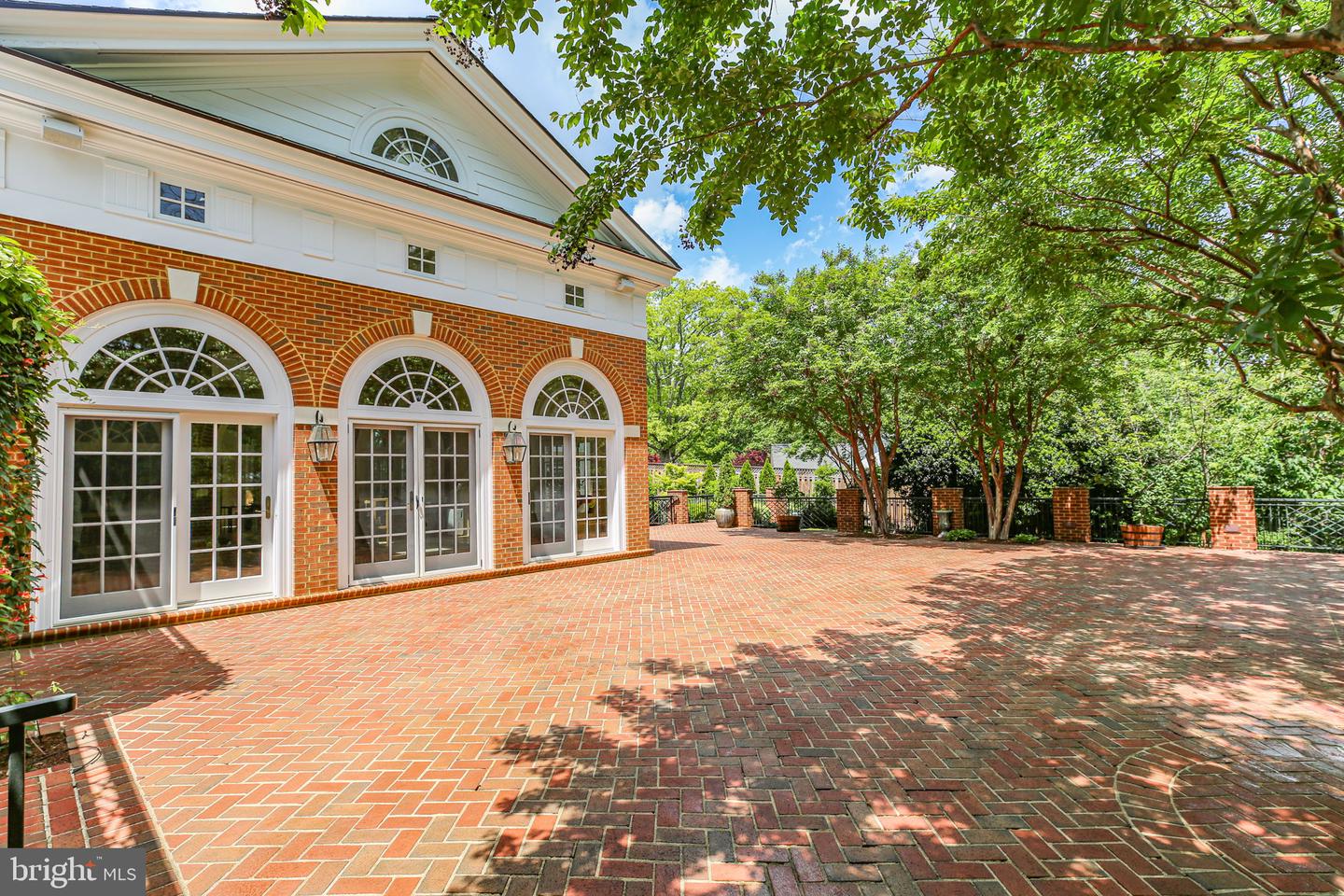 1711 HIGHLAND RD, FREDERICKSBURG, Virginia 22401, 6 Bedrooms Bedrooms, ,6 BathroomsBathrooms,Residential,For sale,1711 HIGHLAND RD,VAFB2008402 MLS # VAFB2008402
