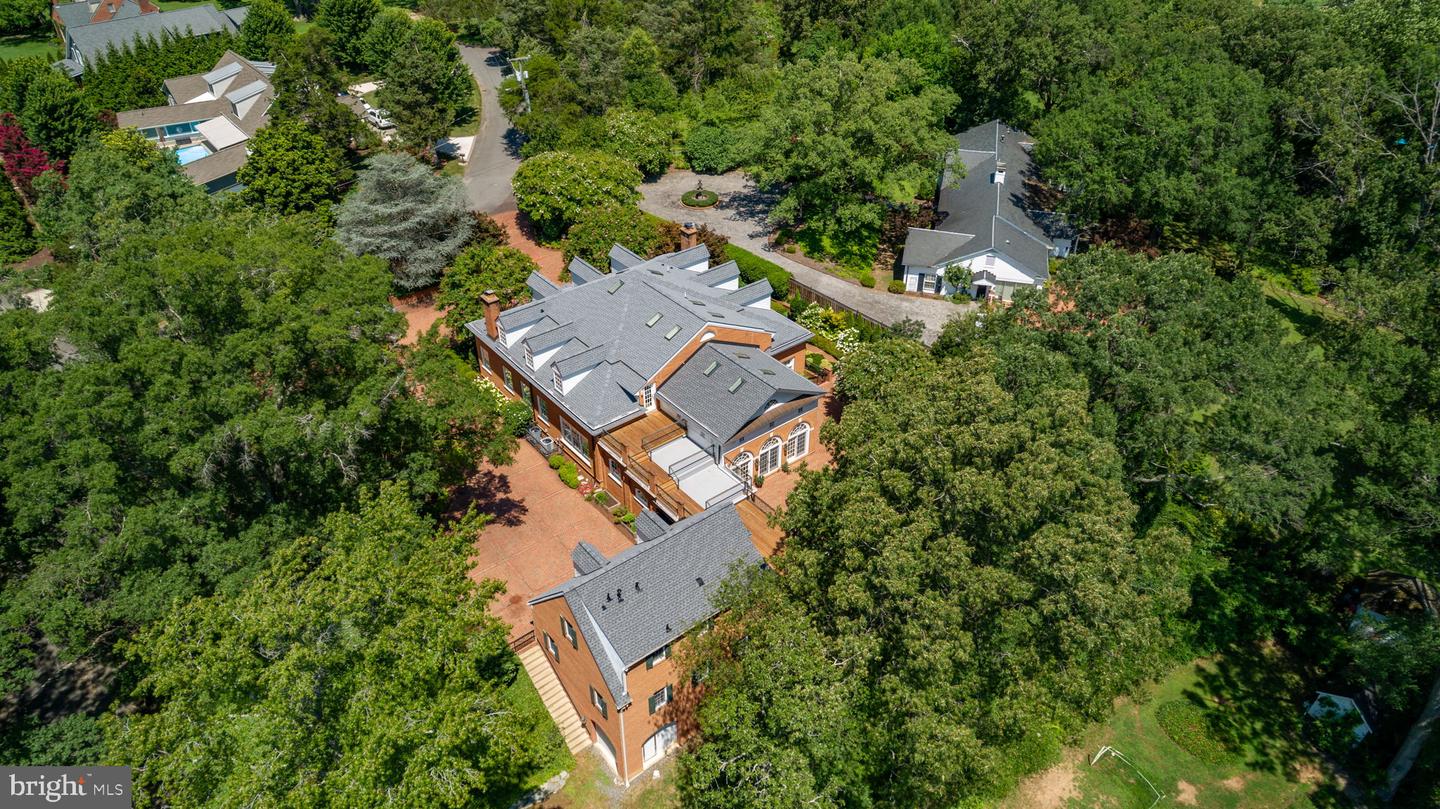 1711 HIGHLAND RD, FREDERICKSBURG, Virginia 22401, 6 Bedrooms Bedrooms, ,6 BathroomsBathrooms,Residential,For sale,1711 HIGHLAND RD,VAFB2008402 MLS # VAFB2008402