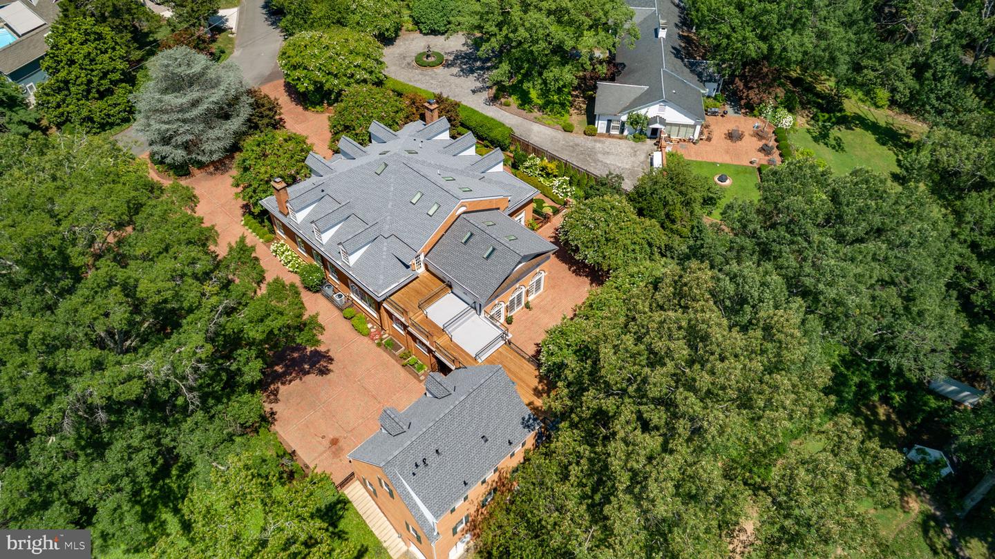 1711 HIGHLAND RD, FREDERICKSBURG, Virginia 22401, 6 Bedrooms Bedrooms, ,6 BathroomsBathrooms,Residential,For sale,1711 HIGHLAND RD,VAFB2008402 MLS # VAFB2008402