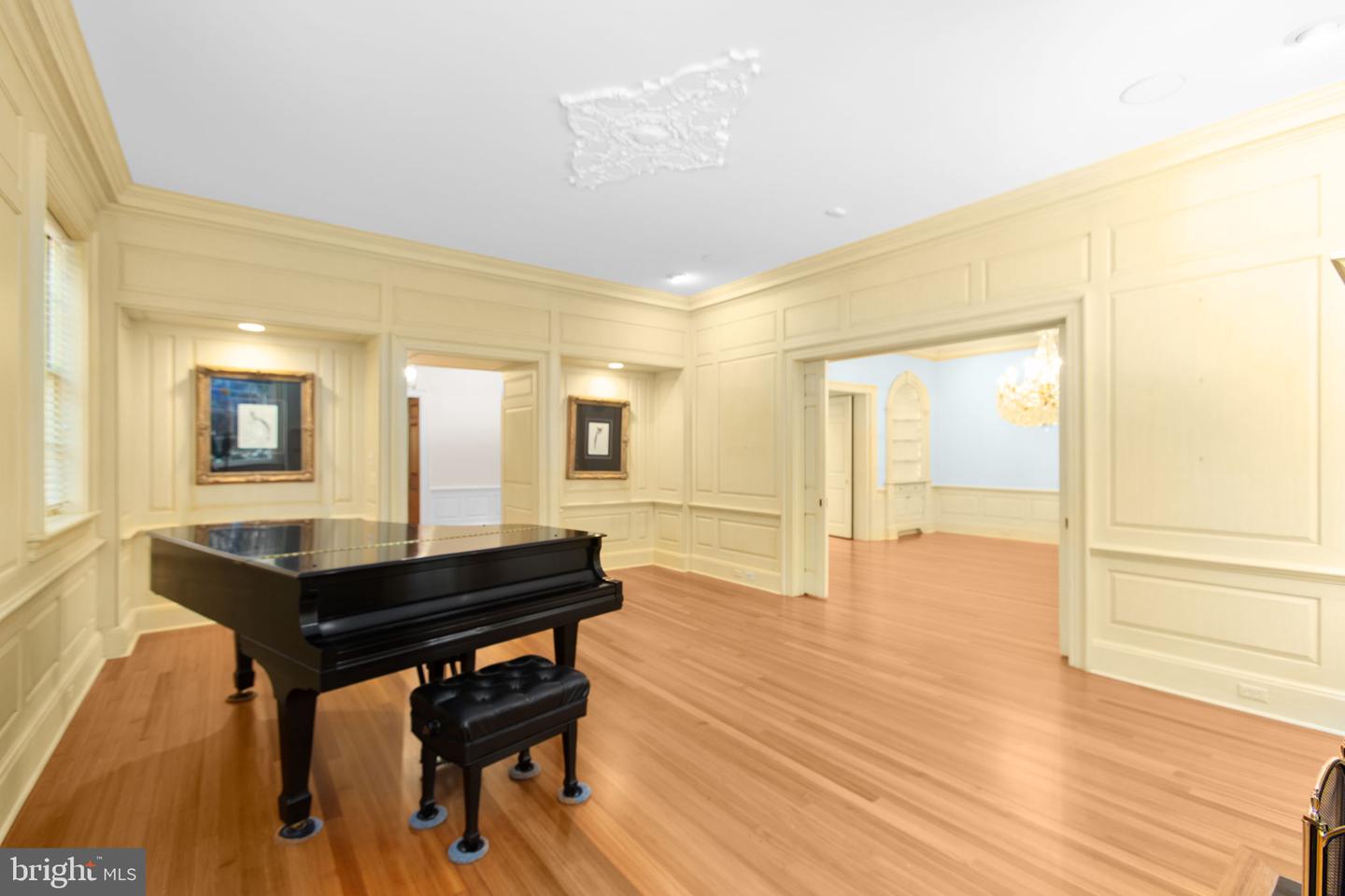 1711 HIGHLAND RD, FREDERICKSBURG, Virginia 22401, 6 Bedrooms Bedrooms, ,6 BathroomsBathrooms,Residential,For sale,1711 HIGHLAND RD,VAFB2008402 MLS # VAFB2008402