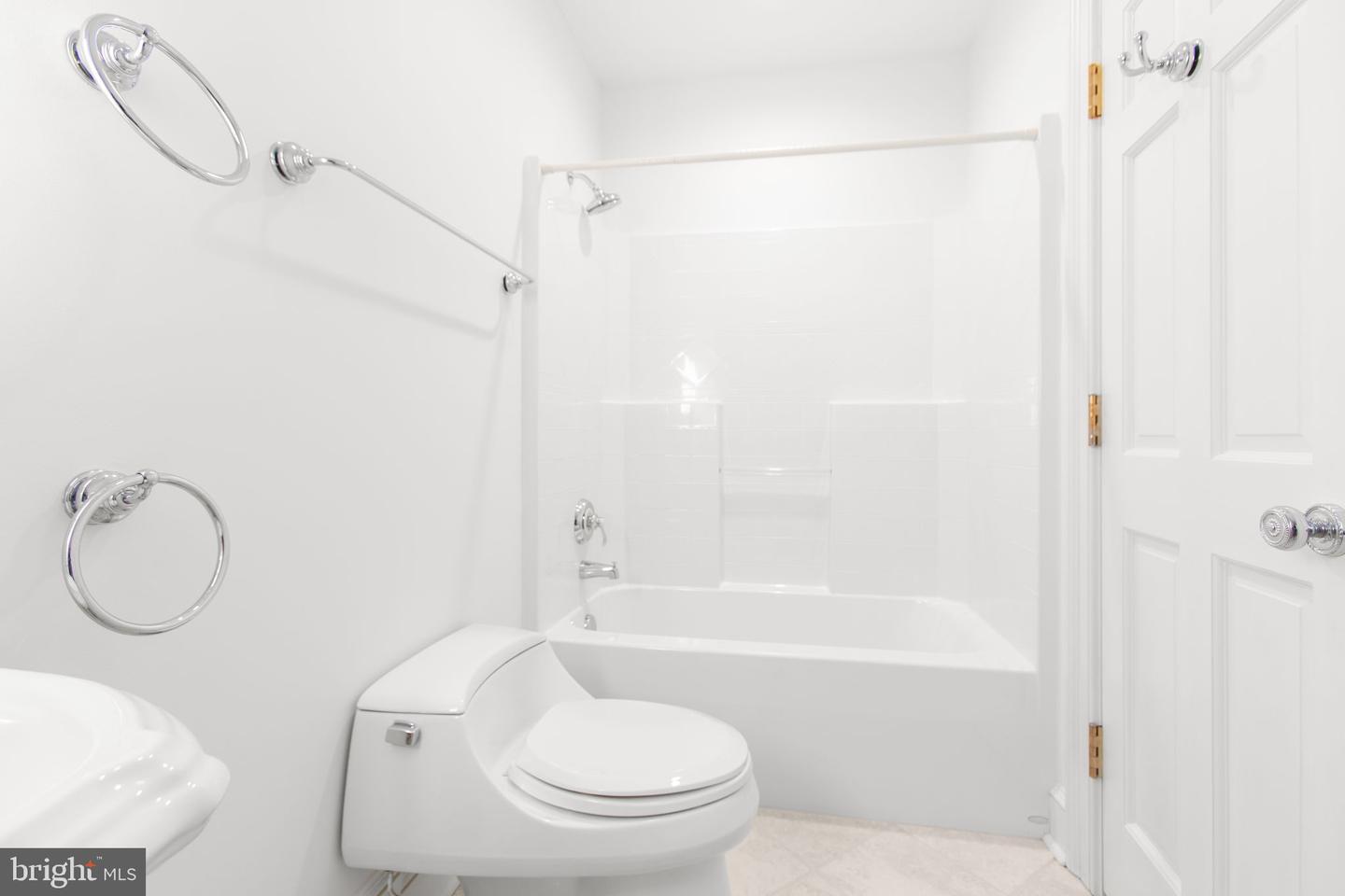 1711 HIGHLAND RD, FREDERICKSBURG, Virginia 22401, 6 Bedrooms Bedrooms, ,6 BathroomsBathrooms,Residential,For sale,1711 HIGHLAND RD,VAFB2008402 MLS # VAFB2008402