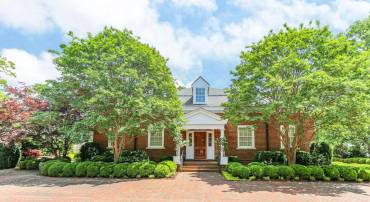 1711 HIGHLAND RD, FREDERICKSBURG, Virginia 22401, 6 Bedrooms Bedrooms, ,6 BathroomsBathrooms,Residential,For sale,1711 HIGHLAND RD,VAFB2008402 MLS # VAFB2008402