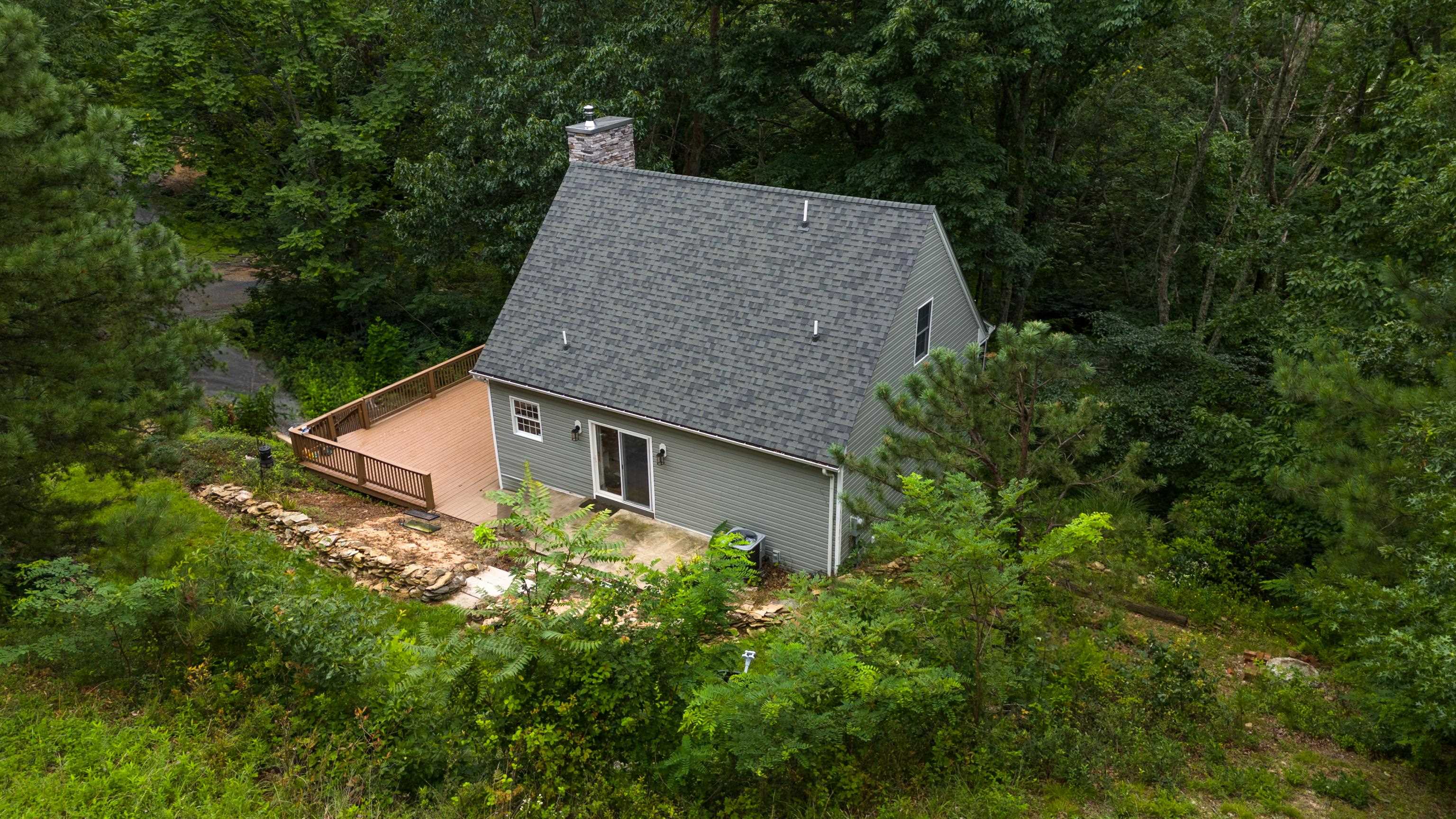 40 N BEAR DEN RD, WAYNESBORO, Virginia 22980, 4 Bedrooms Bedrooms, ,2 BathroomsBathrooms,Residential,40 N BEAR DEN RD,667085 MLS # 667085