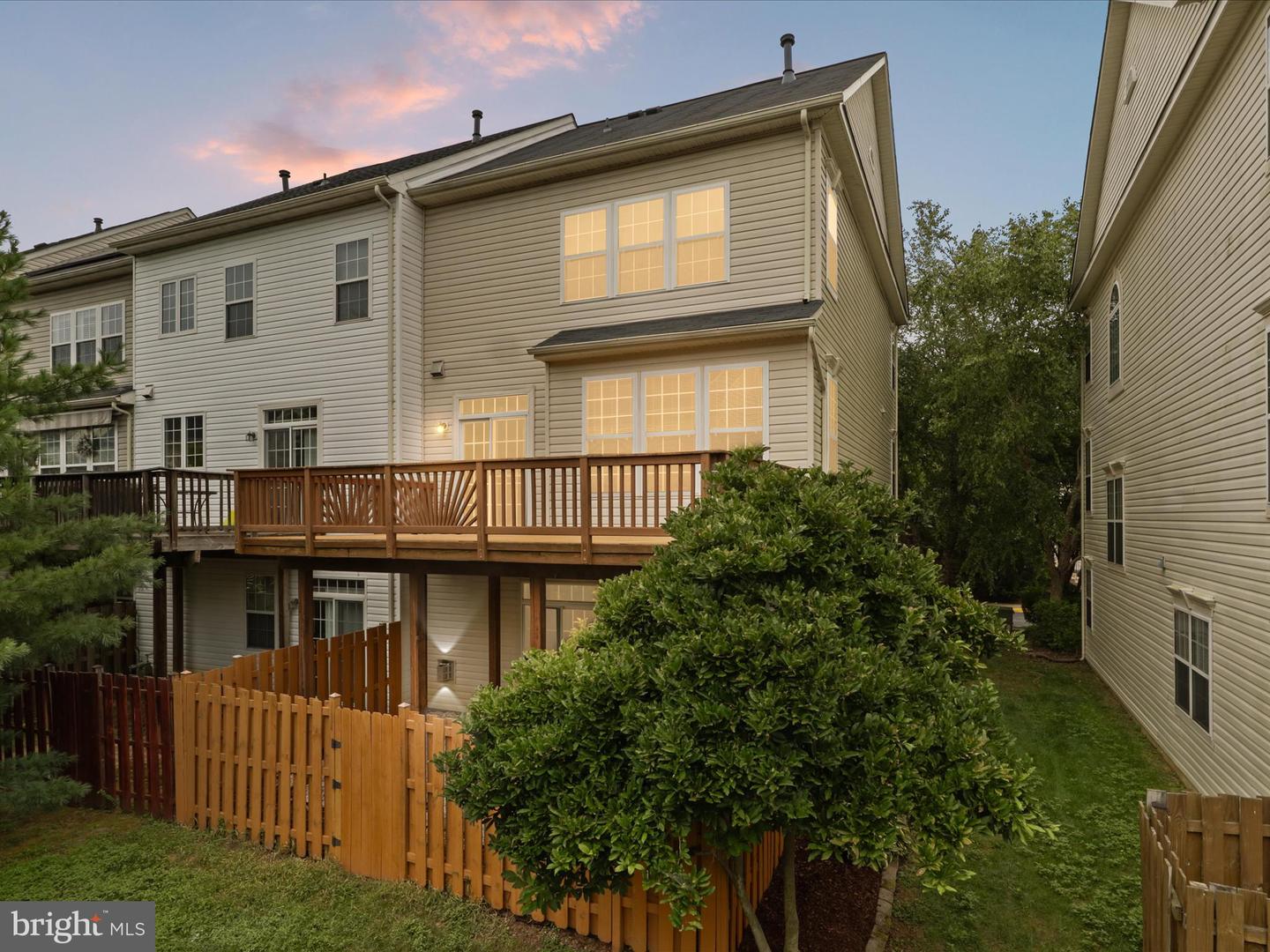 7684 AUDUBON MEADOW, ALEXANDRIA, Virginia 22306, 3 Bedrooms Bedrooms, ,3 BathroomsBathrooms,Residential,For sale,7684 AUDUBON MEADOW,VAFX2249314 MLS # VAFX2249314