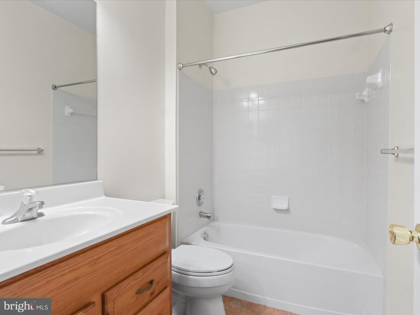 7684 AUDUBON MEADOW, ALEXANDRIA, Virginia 22306, 3 Bedrooms Bedrooms, ,3 BathroomsBathrooms,Residential,For sale,7684 AUDUBON MEADOW,VAFX2249314 MLS # VAFX2249314