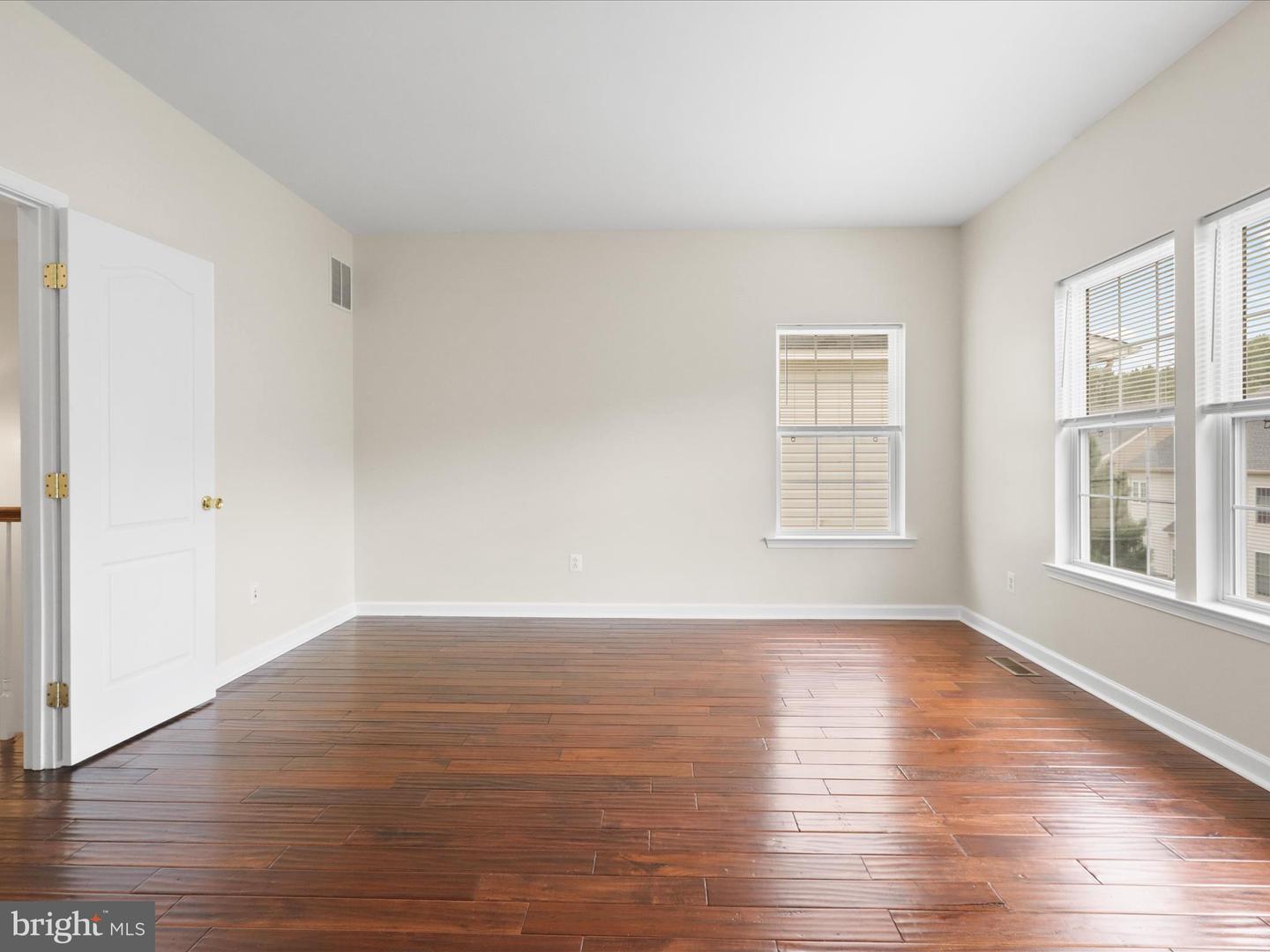 7684 AUDUBON MEADOW, ALEXANDRIA, Virginia 22306, 3 Bedrooms Bedrooms, ,3 BathroomsBathrooms,Residential,For sale,7684 AUDUBON MEADOW,VAFX2249314 MLS # VAFX2249314