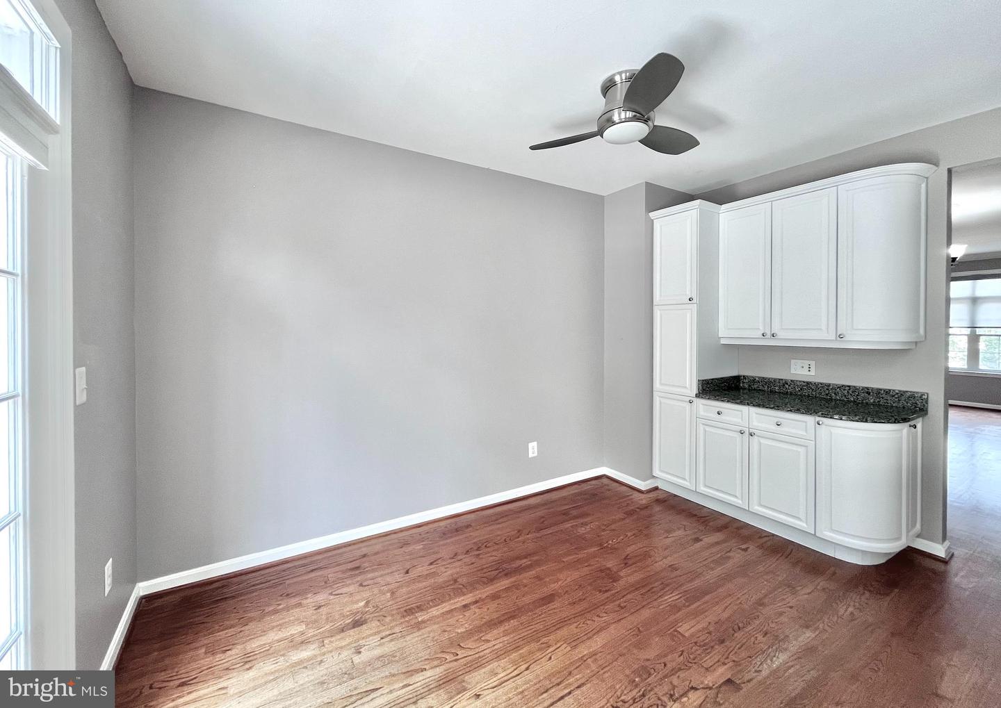 12129 CHANCERY STATION CIR, RESTON, Virginia 20190, 3 Bedrooms Bedrooms, ,3 BathroomsBathrooms,Residential,For sale,12129 CHANCERY STATION CIR,VAFX2250334 MLS # VAFX2250334
