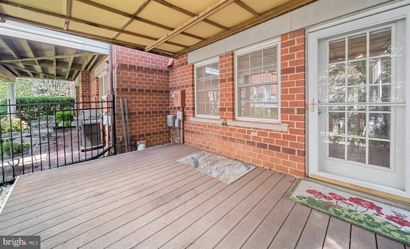 12129 CHANCERY STATION CIR, RESTON, Virginia 20190, 3 Bedrooms Bedrooms, ,3 BathroomsBathrooms,Residential,For sale,12129 CHANCERY STATION CIR,VAFX2250334 MLS # VAFX2250334