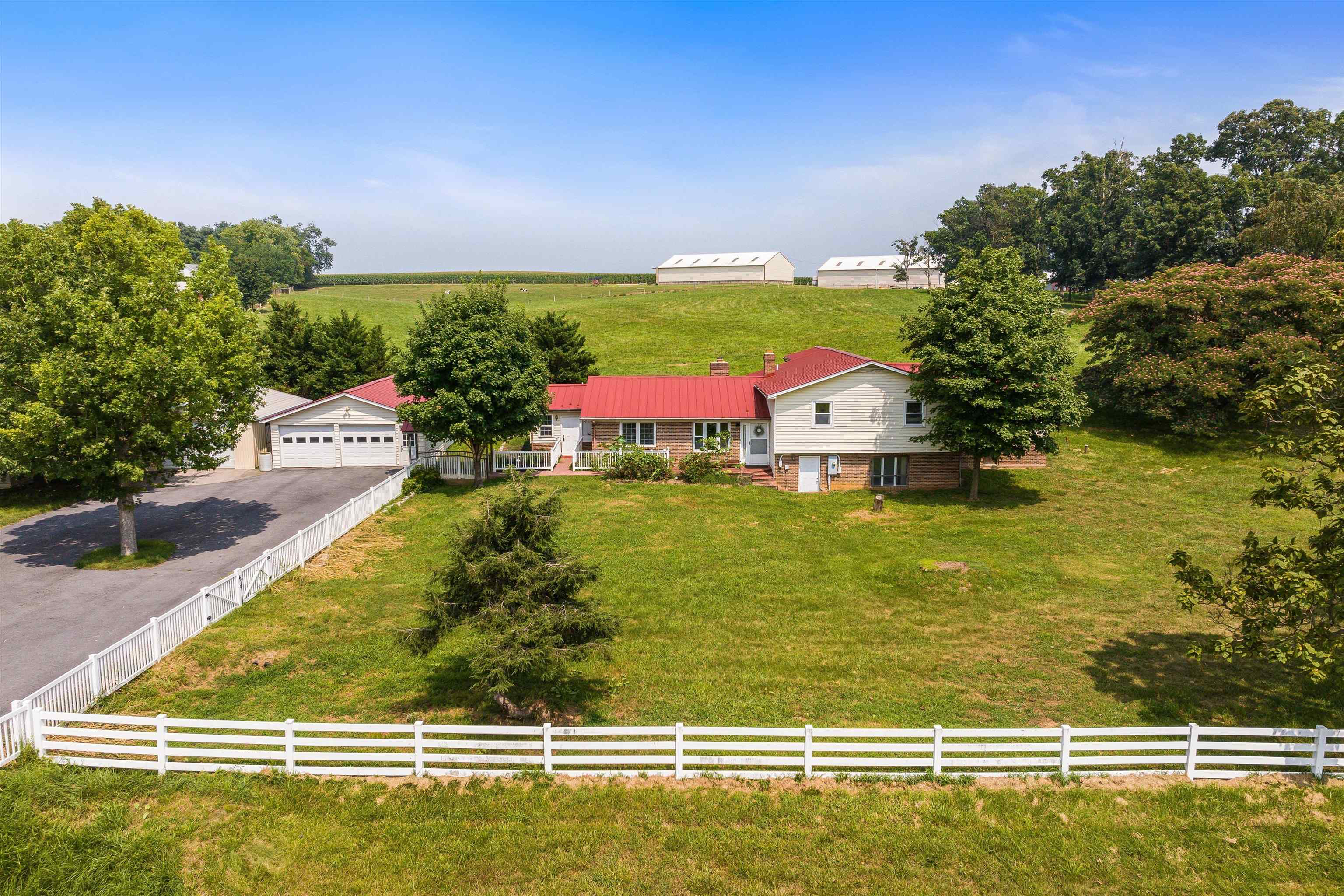 3839 LAWYER RD, MCGAHEYSVILLE, Virginia 22840, 3 Bedrooms Bedrooms, ,2 BathroomsBathrooms,Residential,Brelsford 0911,3839 LAWYER RD,667722 MLS # 667722