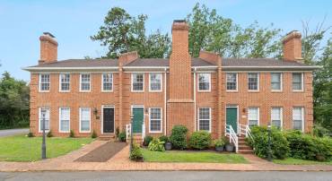 2752 HYDRAULIC RD, CHARLOTTESVILLE, Virginia 22901, 3 Bedrooms Bedrooms, ,2 BathroomsBathrooms,Residential,2752 HYDRAULIC RD,667732 MLS # 667732