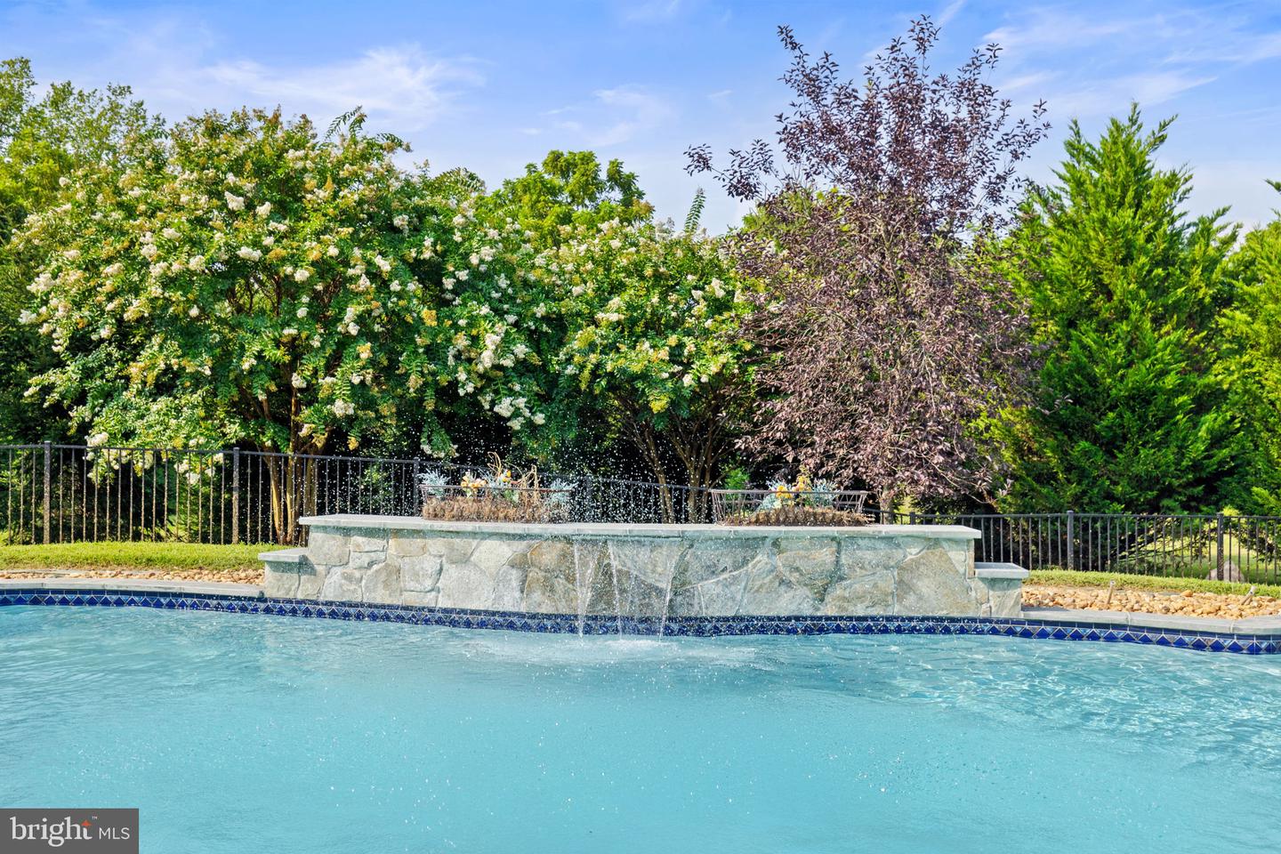 39260 CHARLES TOWN PIKE, HAMILTON, Virginia 20158, 4 Bedrooms Bedrooms, ,6 BathroomsBathrooms,Residential,For sale,39260 CHARLES TOWN PIKE,VALO2101002 MLS # VALO2101002