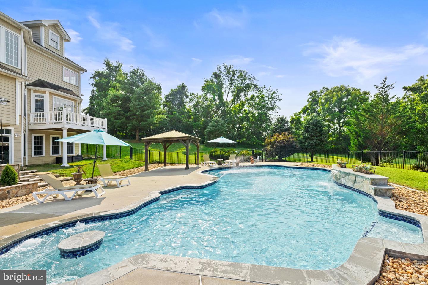 39260 CHARLES TOWN PIKE, HAMILTON, Virginia 20158, 4 Bedrooms Bedrooms, ,6 BathroomsBathrooms,Residential,For sale,39260 CHARLES TOWN PIKE,VALO2101002 MLS # VALO2101002