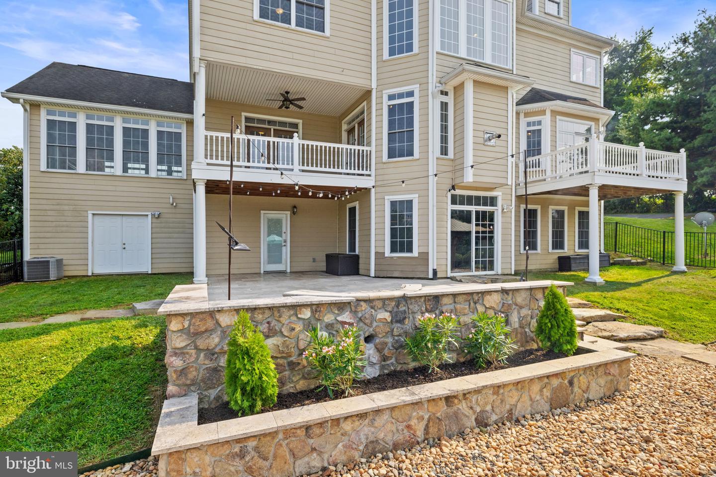 39260 CHARLES TOWN PIKE, HAMILTON, Virginia 20158, 4 Bedrooms Bedrooms, ,6 BathroomsBathrooms,Residential,For sale,39260 CHARLES TOWN PIKE,VALO2101002 MLS # VALO2101002