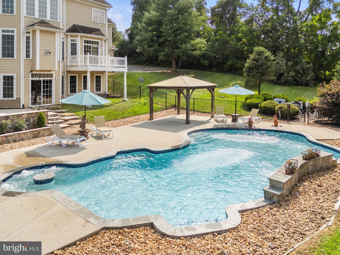 39260 CHARLES TOWN PIKE, HAMILTON, Virginia 20158, 4 Bedrooms Bedrooms, ,6 BathroomsBathrooms,Residential,For sale,39260 CHARLES TOWN PIKE,VALO2101002 MLS # VALO2101002