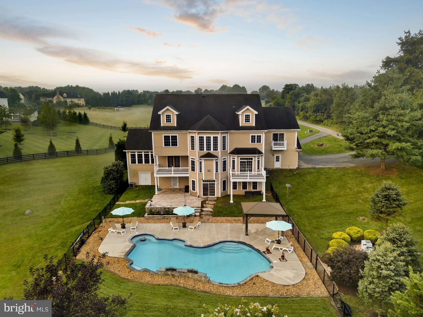 39260 CHARLES TOWN PIKE, HAMILTON, Virginia 20158, 4 Bedrooms Bedrooms, ,6 BathroomsBathrooms,Residential,For sale,39260 CHARLES TOWN PIKE,VALO2101002 MLS # VALO2101002