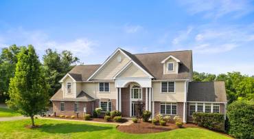 39260 CHARLES TOWN PIKE, HAMILTON, Virginia 20158, 4 Bedrooms Bedrooms, ,6 BathroomsBathrooms,Residential,For sale,39260 CHARLES TOWN PIKE,VALO2101002 MLS # VALO2101002