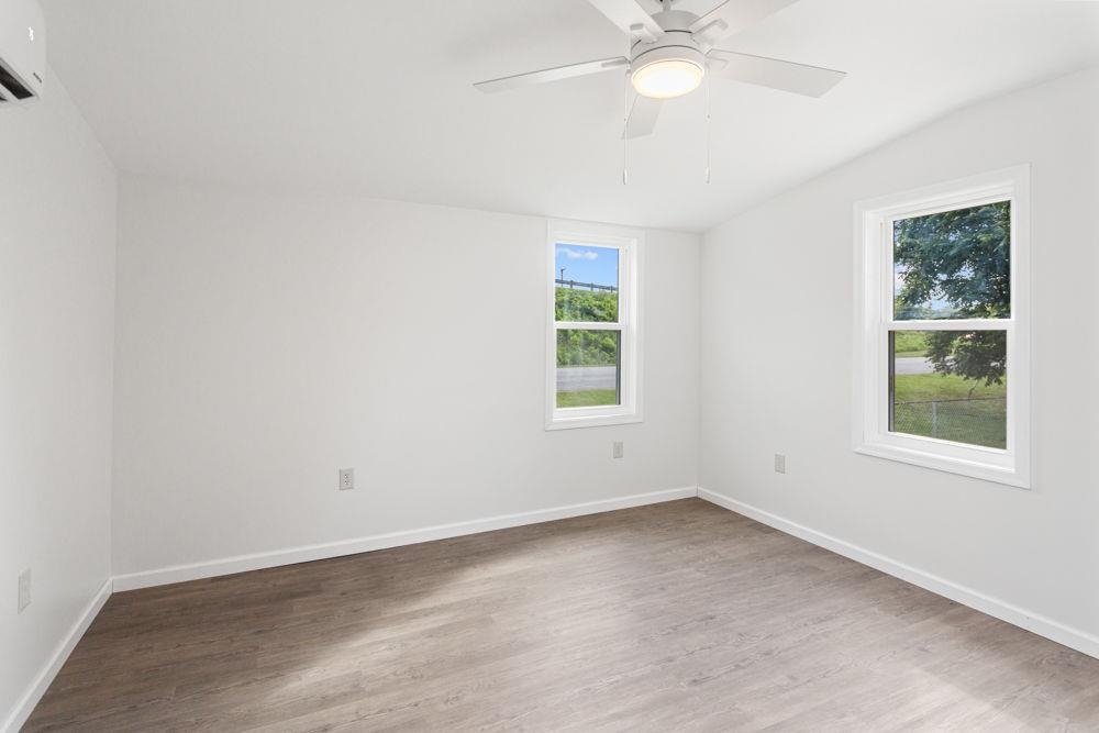 821 N BAYARD AVE, WAYNESBORO, Virginia 22980, 2 Bedrooms Bedrooms, ,1 BathroomBathrooms,Residential,821 N BAYARD AVE,667739 MLS # 667739