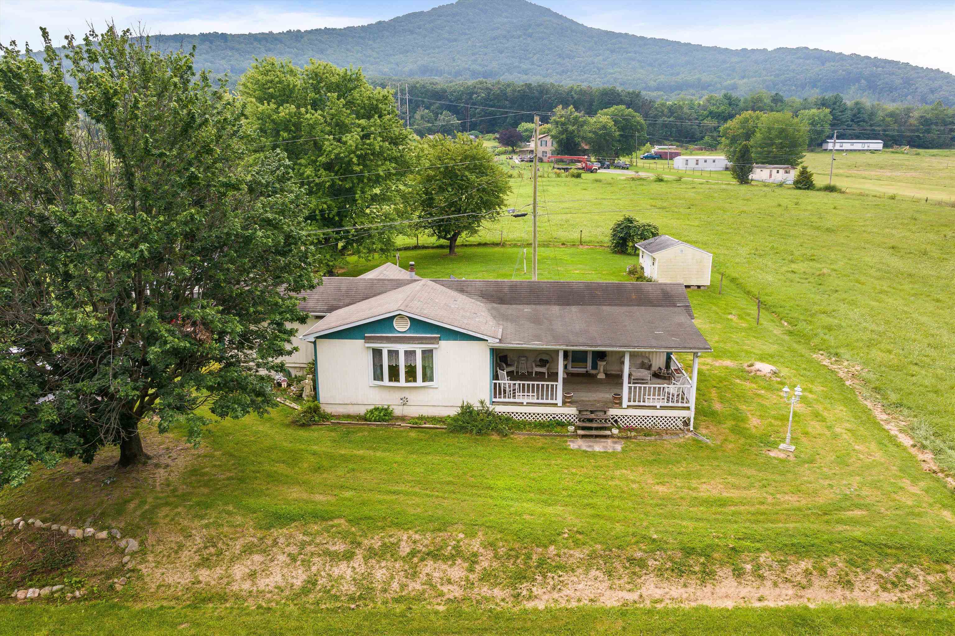 481 ELDON YATES DR, STANLEY, Virginia 22851, 3 Bedrooms Bedrooms, ,1 BathroomBathrooms,Residential,481 ELDON YATES DR,667741 MLS # 667741