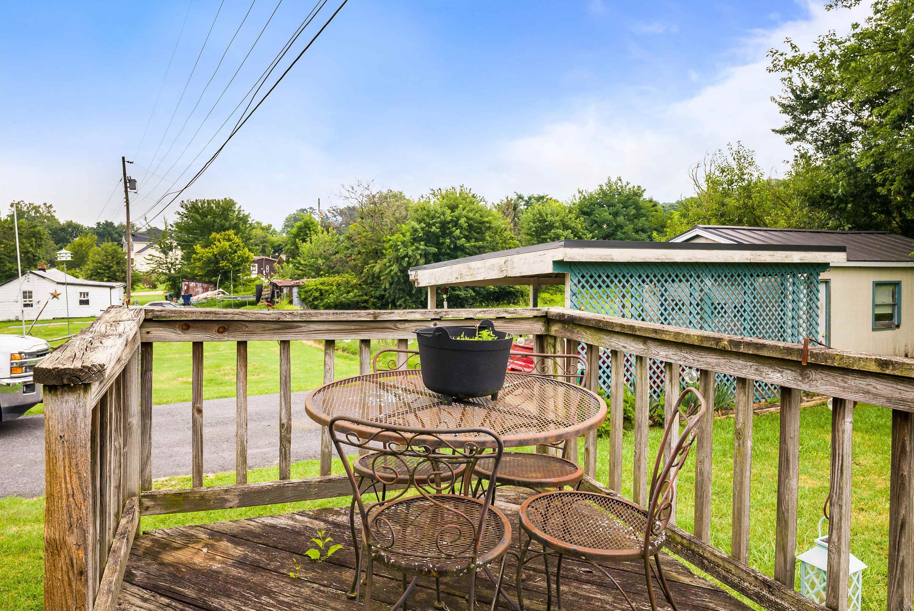 481 ELDON YATES DR, STANLEY, Virginia 22851, 3 Bedrooms Bedrooms, ,1 BathroomBathrooms,Residential,481 ELDON YATES DR,667741 MLS # 667741