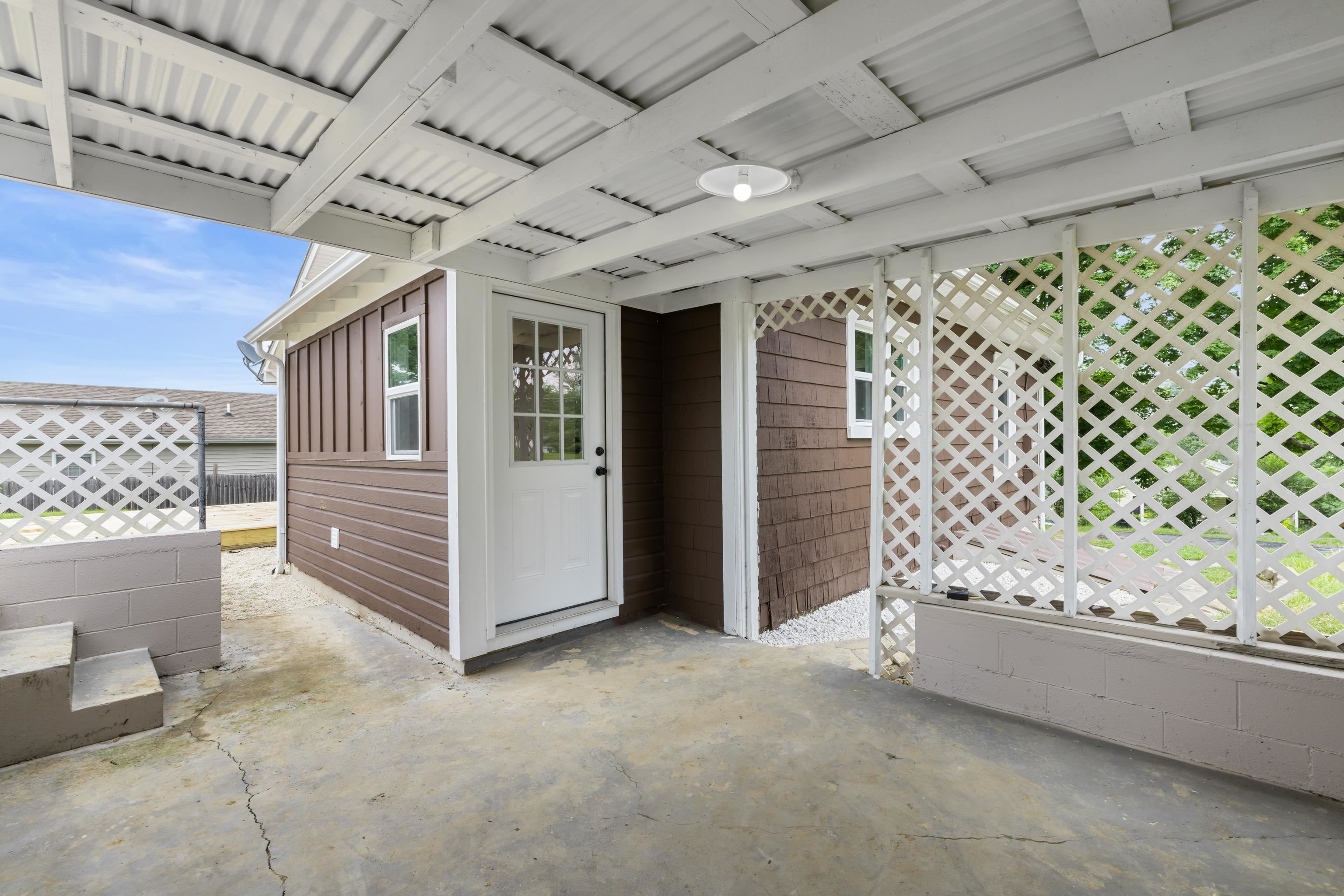 608 B ST, STAUNTON, Virginia 24401, 3 Bedrooms Bedrooms, ,Residential,608 B ST,667745 MLS # 667745