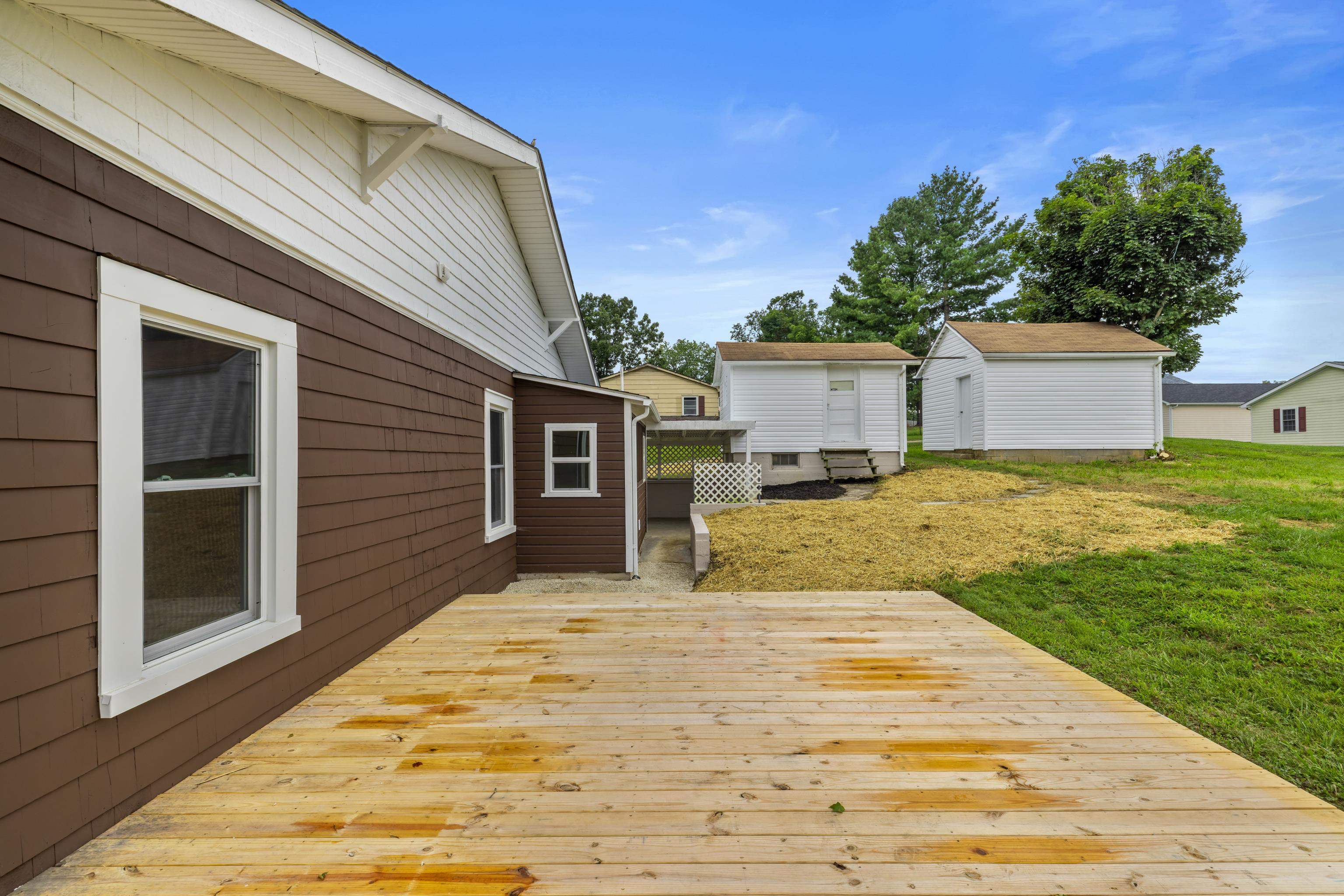 608 B ST, STAUNTON, Virginia 24401, 3 Bedrooms Bedrooms, ,Residential,608 B ST,667745 MLS # 667745