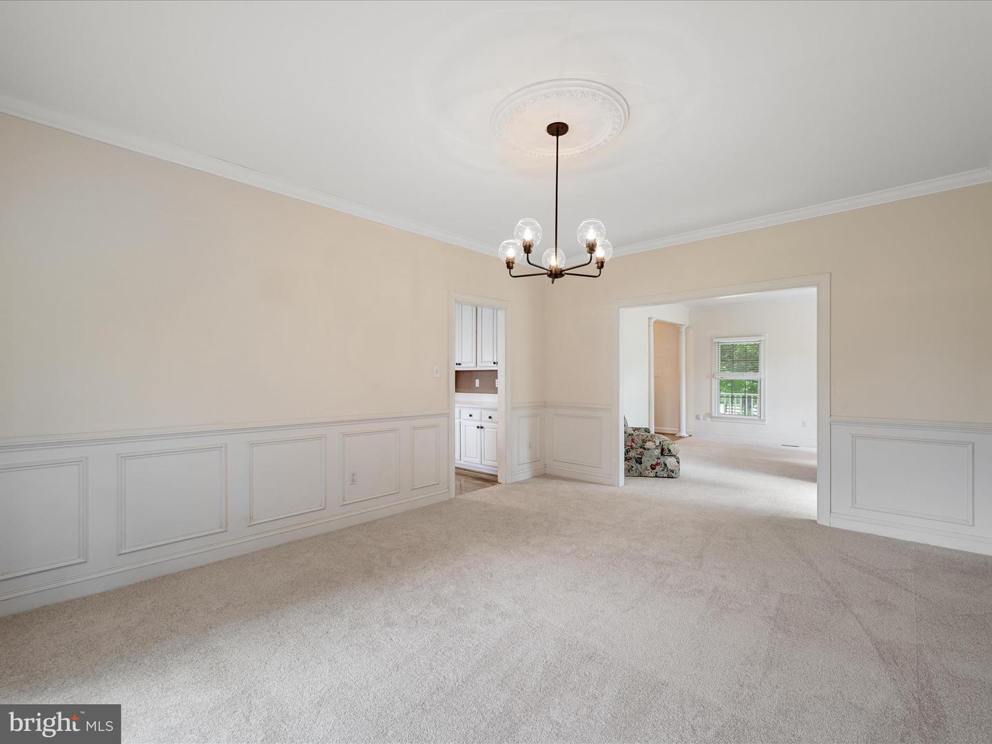 17006 LAKEWOOD CT, PURCELLVILLE, Virginia 20132, 5 Bedrooms Bedrooms, ,2 BathroomsBathrooms,Residential,For sale,17006 LAKEWOOD CT,VALO2101398 MLS # VALO2101398