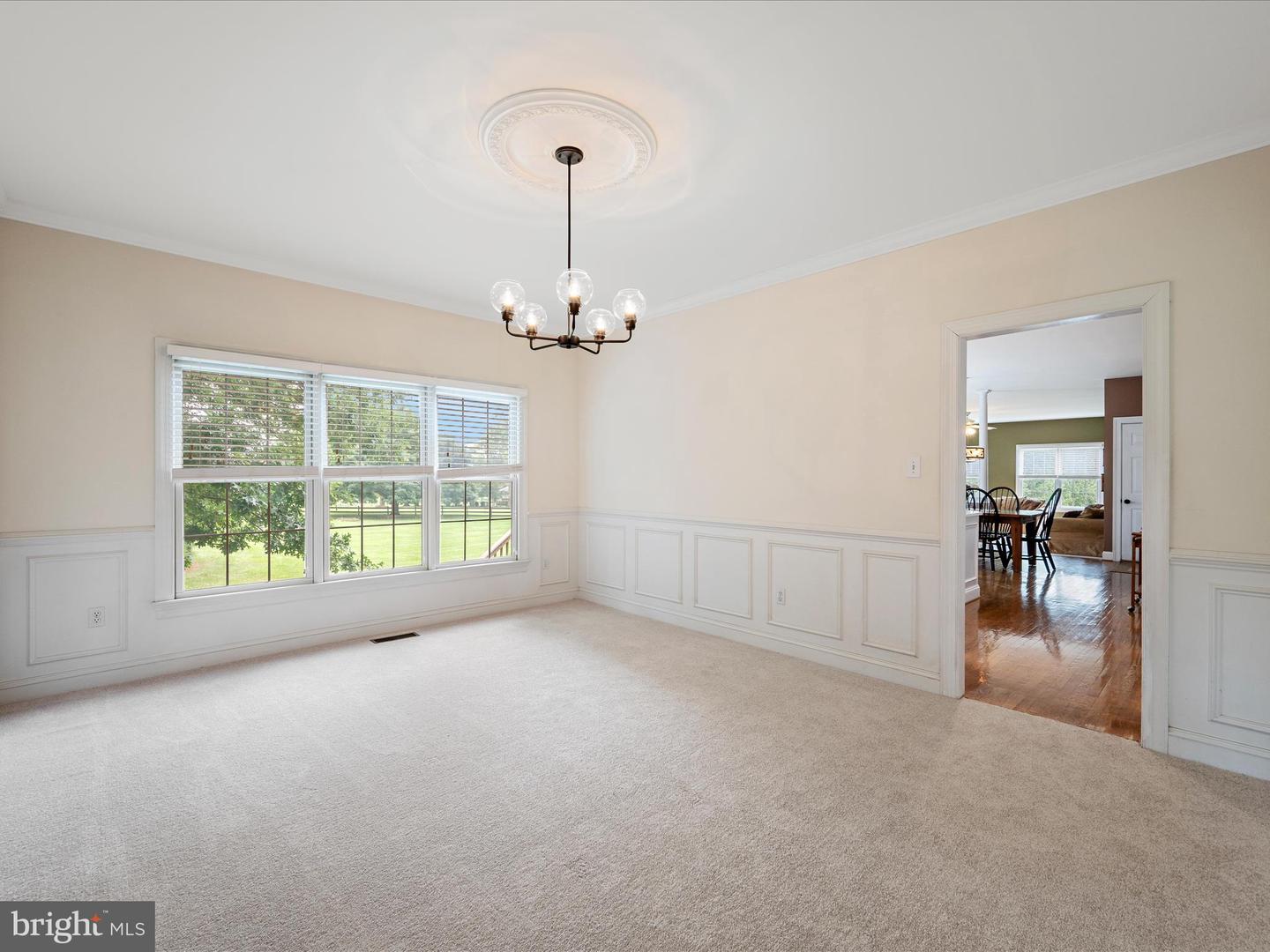17006 LAKEWOOD CT, PURCELLVILLE, Virginia 20132, 5 Bedrooms Bedrooms, ,2 BathroomsBathrooms,Residential,For sale,17006 LAKEWOOD CT,VALO2101398 MLS # VALO2101398