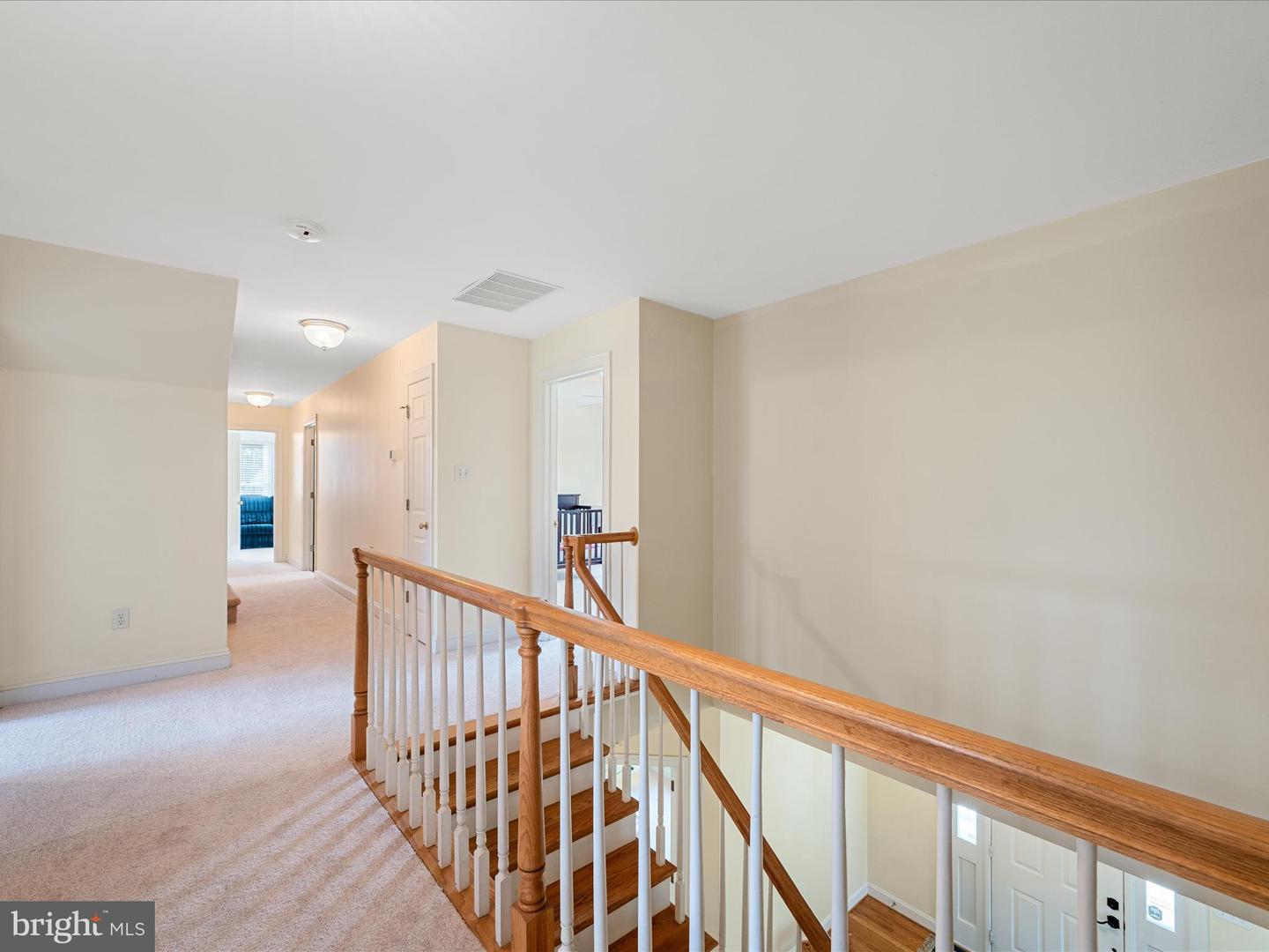 17006 LAKEWOOD CT, PURCELLVILLE, Virginia 20132, 5 Bedrooms Bedrooms, ,2 BathroomsBathrooms,Residential,For sale,17006 LAKEWOOD CT,VALO2101398 MLS # VALO2101398