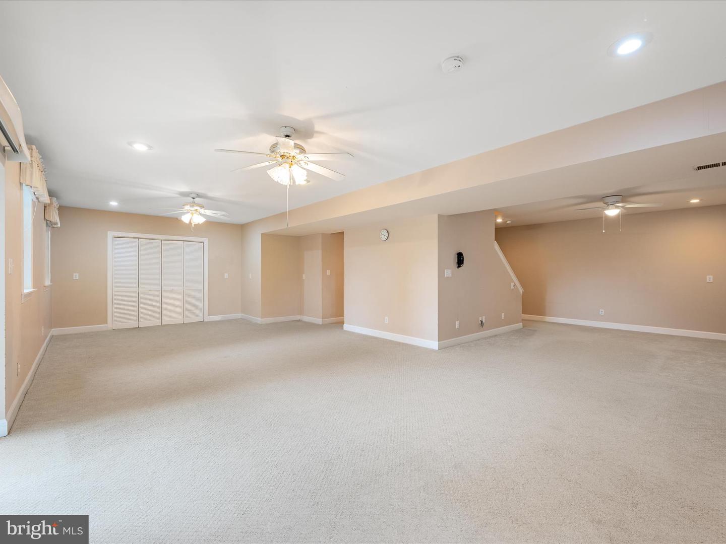 17006 LAKEWOOD CT, PURCELLVILLE, Virginia 20132, 5 Bedrooms Bedrooms, ,2 BathroomsBathrooms,Residential,For sale,17006 LAKEWOOD CT,VALO2101398 MLS # VALO2101398