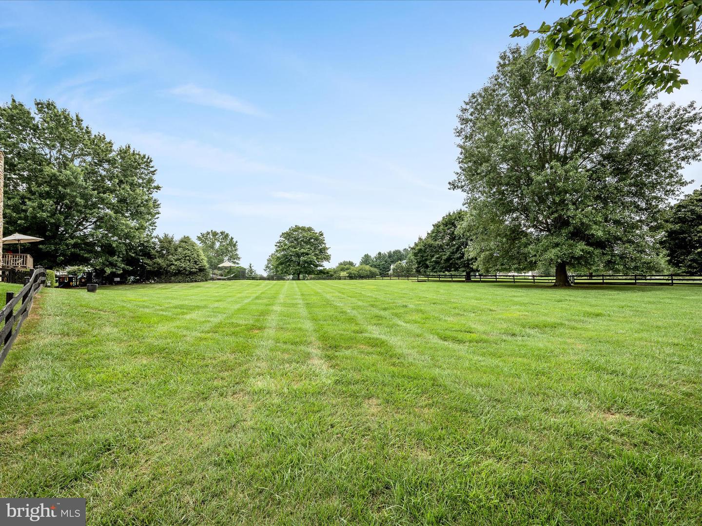 17006 LAKEWOOD CT, PURCELLVILLE, Virginia 20132, 5 Bedrooms Bedrooms, ,2 BathroomsBathrooms,Residential,For sale,17006 LAKEWOOD CT,VALO2101398 MLS # VALO2101398