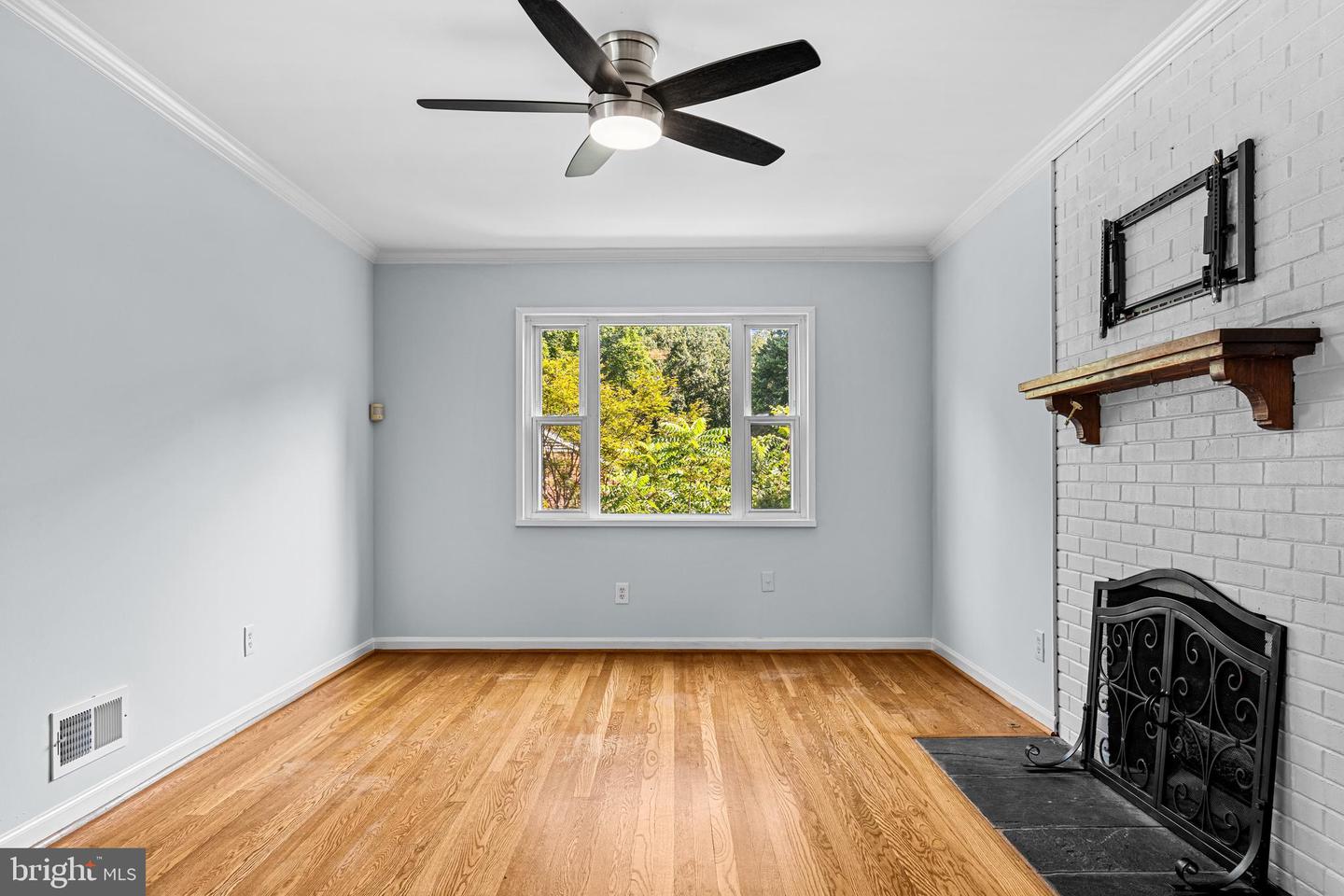 5426 CAMROSE PL, SPRINGFIELD, Virginia 22151, 4 Bedrooms Bedrooms, ,3 BathroomsBathrooms,Residential,For sale,5426 CAMROSE PL,VAFX2255112 MLS # VAFX2255112