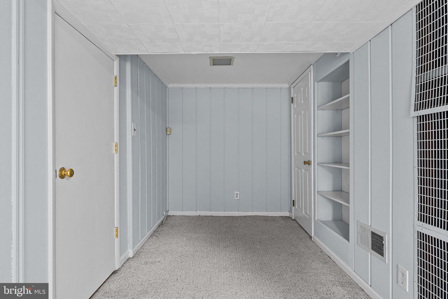 5426 CAMROSE PL, SPRINGFIELD, Virginia 22151, 4 Bedrooms Bedrooms, ,3 BathroomsBathrooms,Residential,For sale,5426 CAMROSE PL,VAFX2255112 MLS # VAFX2255112