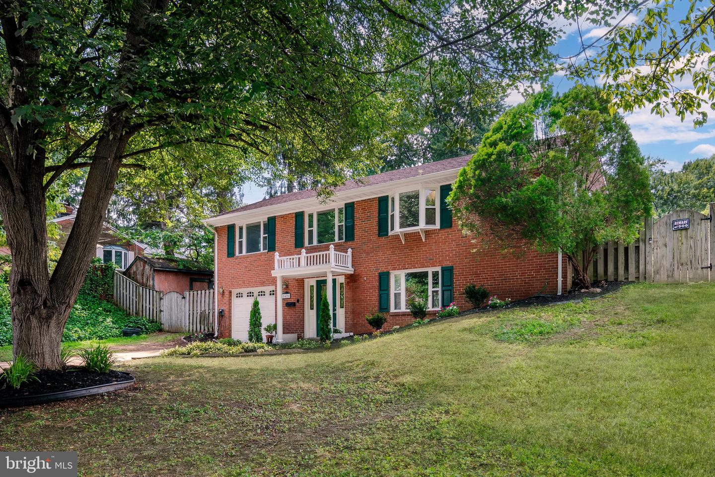 5426 CAMROSE PL, SPRINGFIELD, Virginia 22151, 4 Bedrooms Bedrooms, ,3 BathroomsBathrooms,Residential,For sale,5426 CAMROSE PL,VAFX2255112 MLS # VAFX2255112