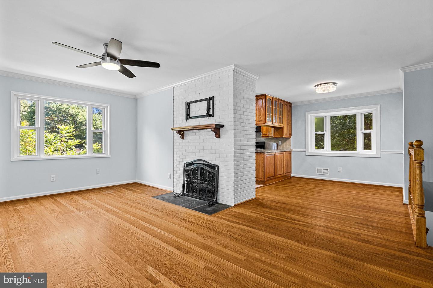 5426 CAMROSE PL, SPRINGFIELD, Virginia 22151, 4 Bedrooms Bedrooms, ,3 BathroomsBathrooms,Residential,For sale,5426 CAMROSE PL,VAFX2255112 MLS # VAFX2255112