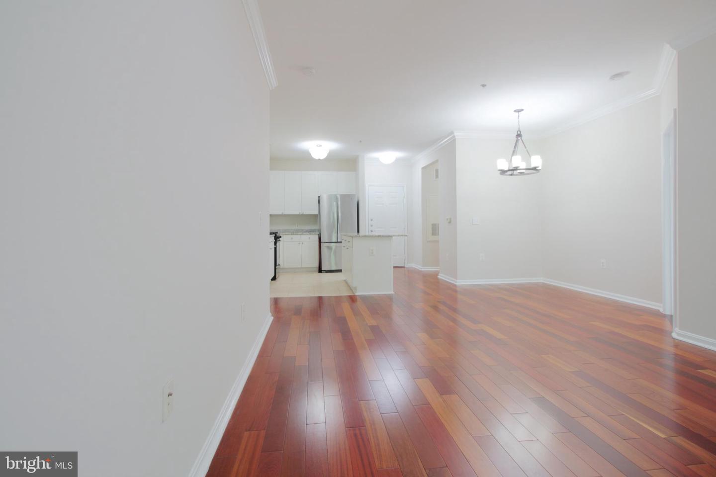 2791 CENTERBORO DR #272, VIENNA, Virginia 22181, 2 Bedrooms Bedrooms, ,2 BathroomsBathrooms,Residential,For sale,2791 CENTERBORO DR #272,VAFX2255240 MLS # VAFX2255240