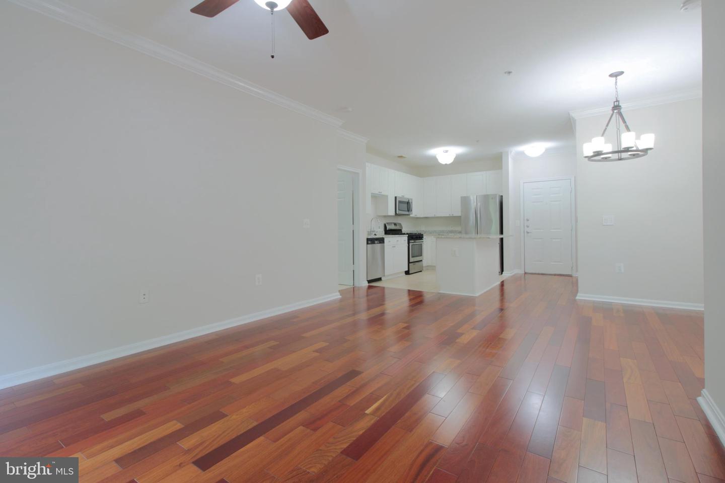2791 CENTERBORO DR #272, VIENNA, Virginia 22181, 2 Bedrooms Bedrooms, ,2 BathroomsBathrooms,Residential,For sale,2791 CENTERBORO DR #272,VAFX2255240 MLS # VAFX2255240