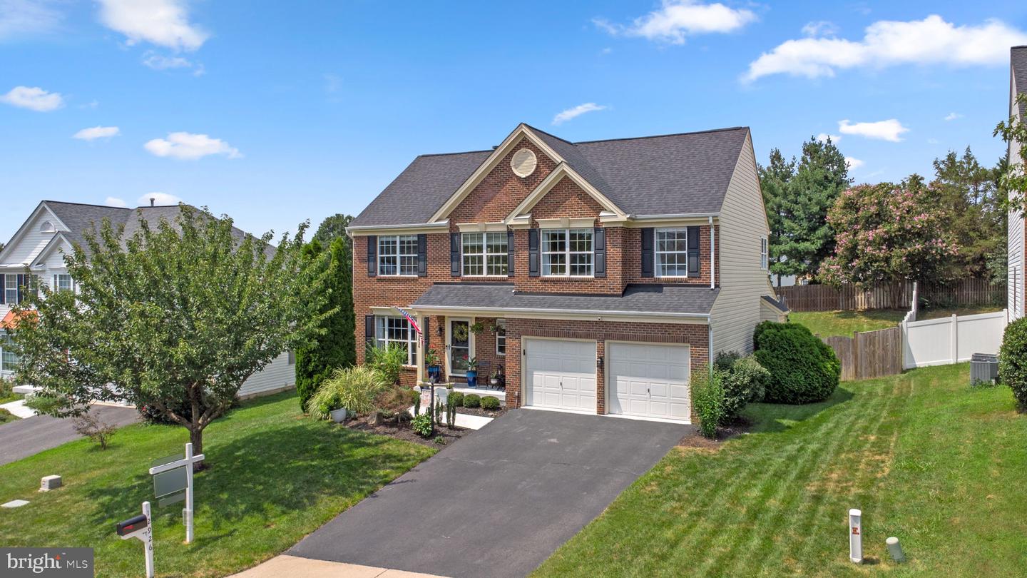 12926 BRIGSTOCK CT, BRISTOW, Virginia 20136, 4 Bedrooms Bedrooms, ,3 BathroomsBathrooms,Residential,For sale,12926 BRIGSTOCK CT,VAPW2099180 MLS # VAPW2099180