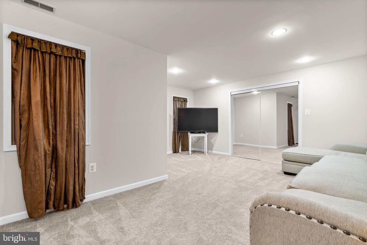 12926 BRIGSTOCK CT, BRISTOW, Virginia 20136, 4 Bedrooms Bedrooms, ,3 BathroomsBathrooms,Residential,For sale,12926 BRIGSTOCK CT,VAPW2099180 MLS # VAPW2099180